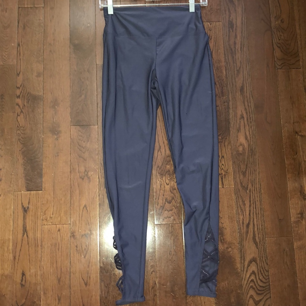 Purple leggings